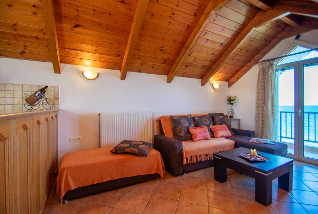 Apartment Psarou *